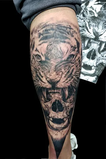 Vandals Studio - studio tatuażu, piercer i barber- fryzjer męski Poznań